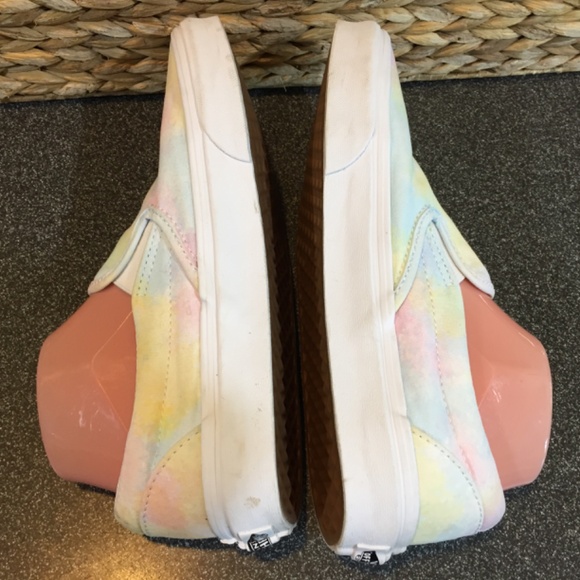 Vans Tie-Dye Slip-On Flats Unisex - Picture 12 of 14